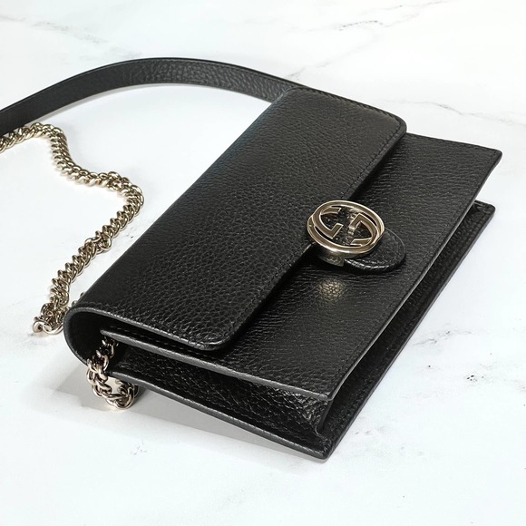 💛SOLD🖤 Black Gucci GG Interlocking Pebbled Leather Wallet On Chain - Picture 2 of 11